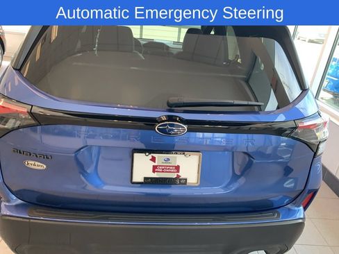 Used 2026 Subaru Forester Premium AWD/4WD image 15