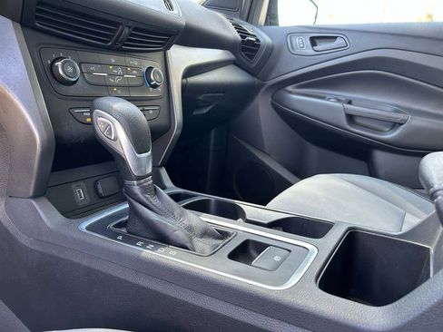 Used 2017 Ford Escape S image 16