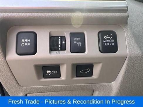 Used 2018 Subaru Forester 2.5i Limited AWD/4WD image 19