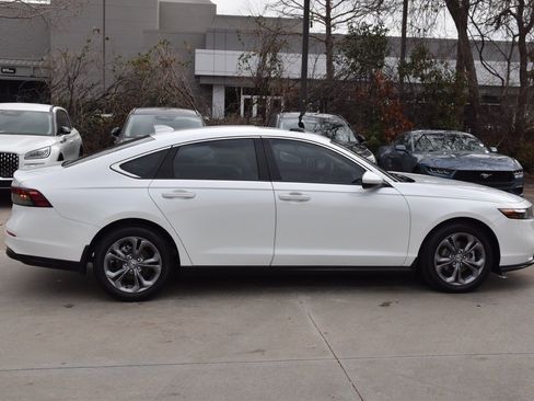 Used 2024 Honda Accord EX image 6