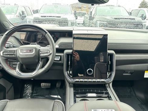 New 2026 GMC Yukon XL AT4 Ultimate image 9