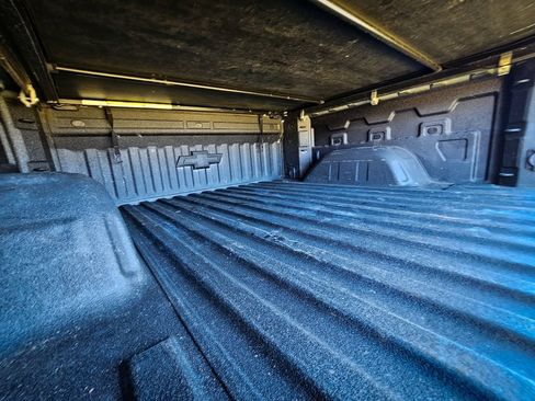 Used 2020 Chevrolet Silverado 1500 LT Trail Boss image 6