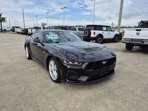 Certified 2024 Ford Mustang GT Premium image 2