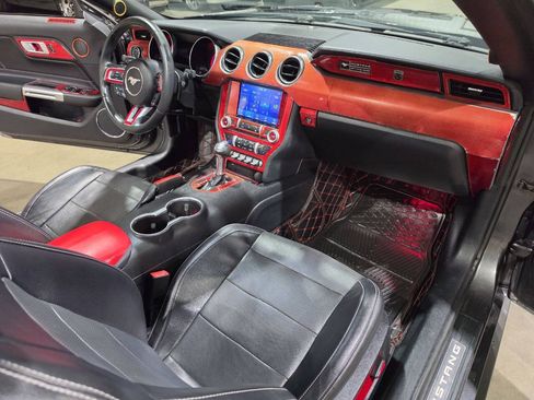 Used 2020 Ford Mustang Premium RWD image 36