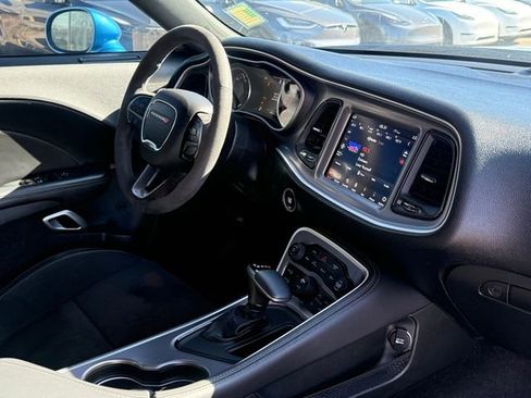 Used 2019 Dodge Challenger R/T Scat Pack w/ 1320 Drag Pack RWD image 26