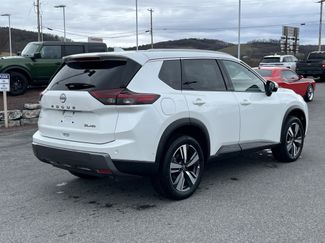 Used 2024 Nissan Rogue SL AWD/4WD video 3