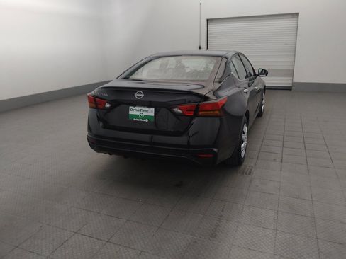 Used 2023 Nissan Altima 2.5 S FWD image 7