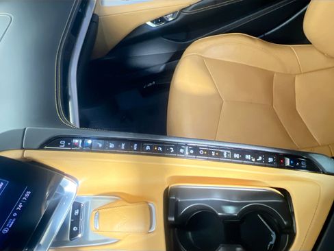 Used 2023 Chevrolet Corvette Stingray Preferred Cpe w/ Z51 Performance Package RWD image 25