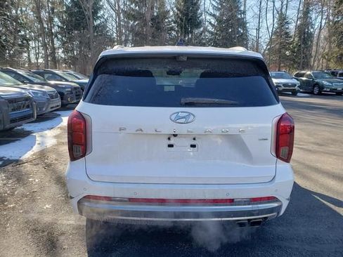 Used 2024 Hyundai Palisade Calligraphy image 4