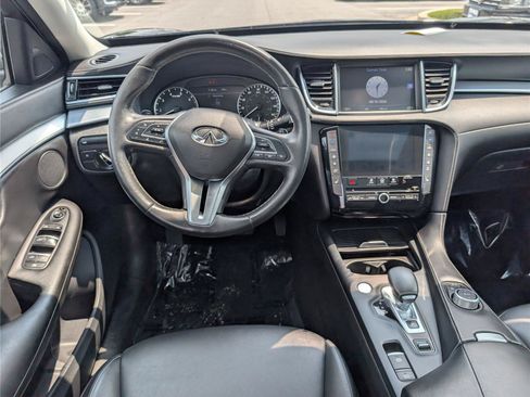 Used 2019 INFINITI QX50 Luxe AWD/4WD image 18