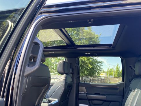 Used 2025 Ford F150 Raptor AWD/4WD image 16