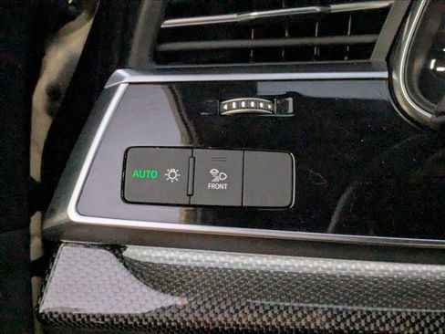Used 2021 Audi SQ7 Premium Plus image 12