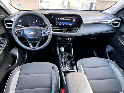 Used 2025 Chevrolet TrailBlazer LT image 21