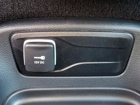 New 2026 Chrysler Voyager LX FWD image 22
