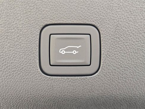 New 2026 Cadillac Escalade ESV Platinum Sport w/ LPO, ONYX Package AWD/4WD image 32
