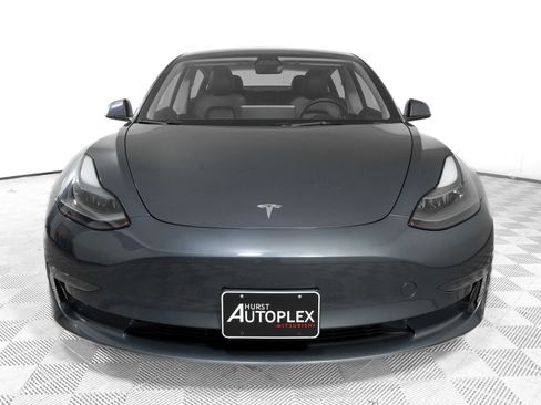 Used 2023 Tesla Model 3 Performance image 2