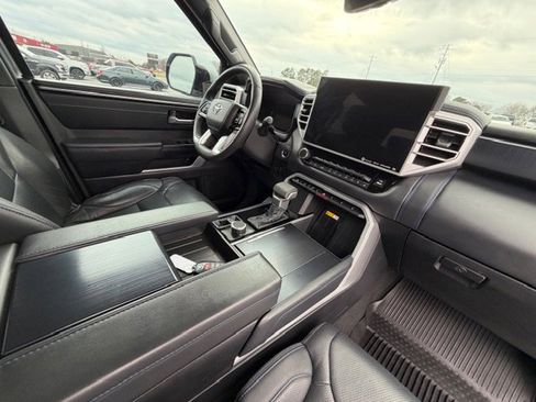 Used 2024 Toyota Tundra Platinum image 9