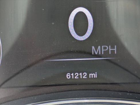 Used 2018 Jeep Grand Cherokee Laredo RWD image 9