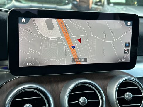 Certified 2022 Mercedes-Benz GLC 300 GLC 300 image 20