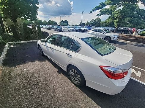 Used 2015 Honda Accord LX image 4