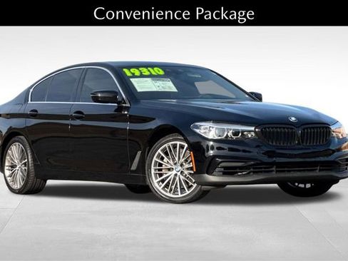 Used 2020 BMW 530i w/ Convenience Package image 2