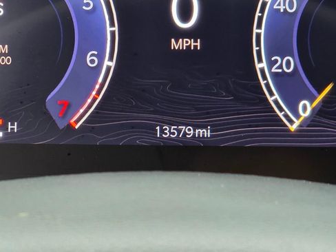 Used 2024 Jeep Grand Cherokee L Limited w/ Black Appearance Package image 21