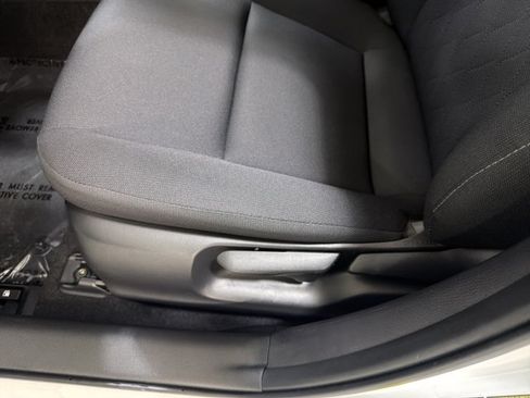 Used 2025 Toyota Corolla LE FWD image 16