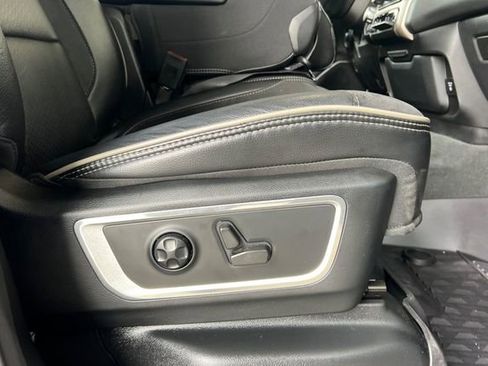 Used 2021 RAM 1500 Laramie image 22