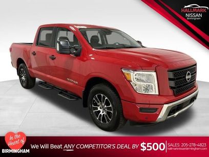 Used 2024 Nissan Titan SV w/ SV Convenience Package