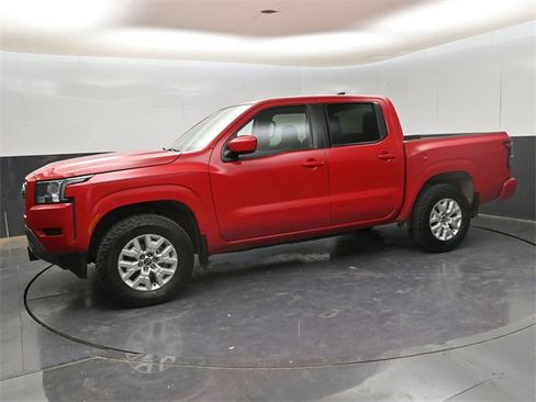 Used 2022 Nissan Frontier SV image 4