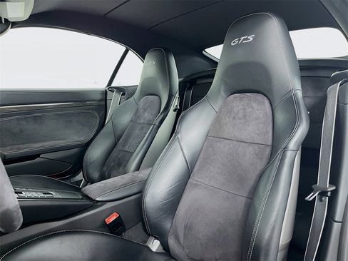 Certified 2015 Porsche 911 Carrera GTS image 4