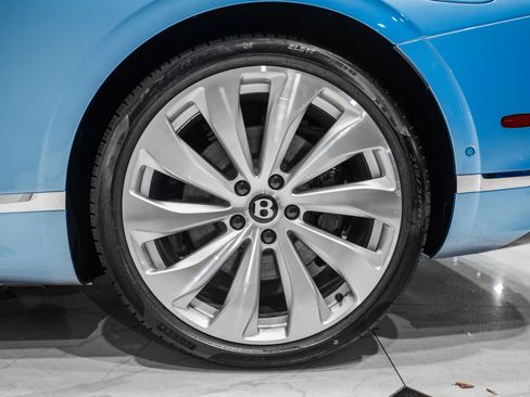 New 2026 Bentley Continental GTC AWD/4WD image 16