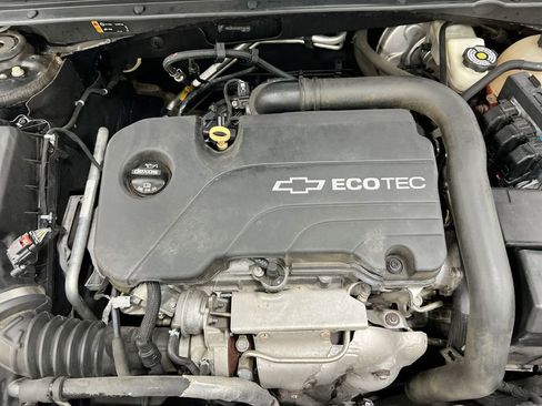 Used 2016 Chevrolet Malibu LT w/ Driver Confidence Package FWD image 24