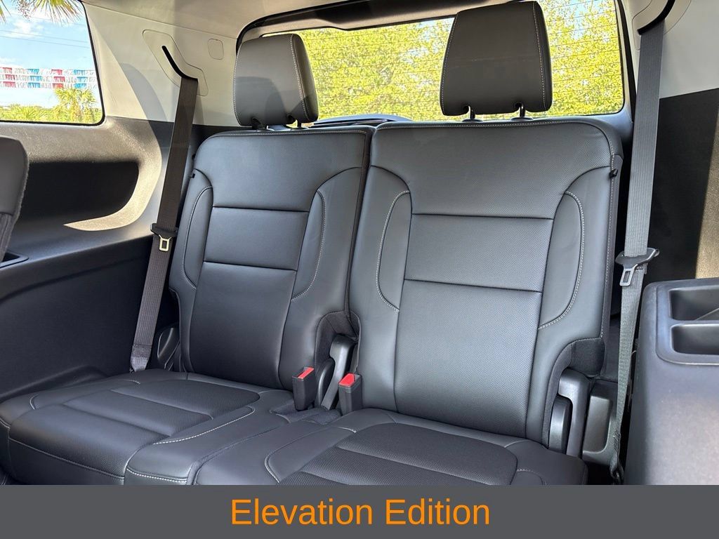 Used 2023 GMC Acadia SLT w/ Elevation Edition FWD image 20