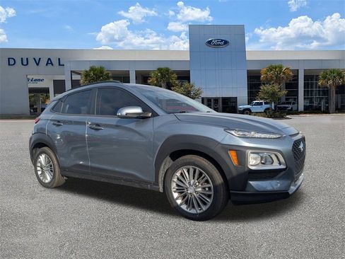 Used 2020 Hyundai Kona SEL Plus w/ Cargo Package image 2