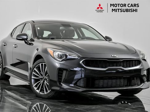 Used 2019 Kia Stinger image 1