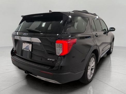 Used 2024 Ford Explorer XLT w/ Equipment Group 202A AWD/4WD image 20