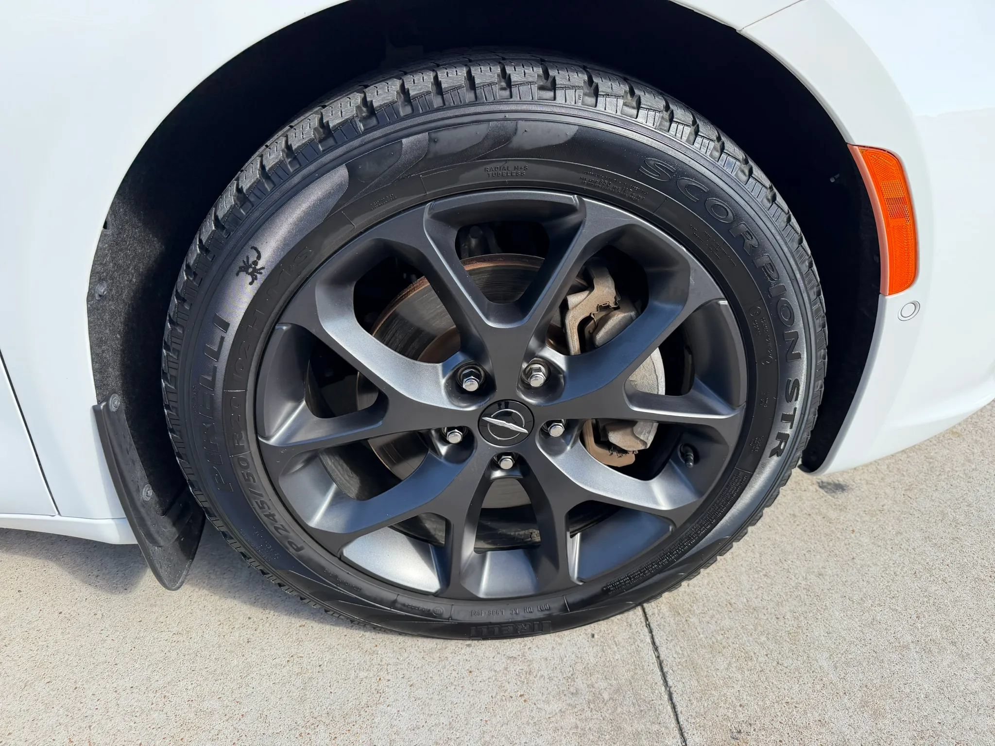Used 2022 Chrysler Pacifica Touring-L w/ Uconnect Theater Family Group AWD/4WD image 75