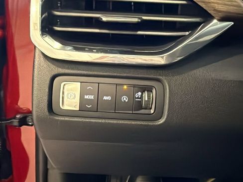 New 2026 GMC Acadia Denali Ultimate w/ LPO, Floor Liner Package AWD/4WD image 37