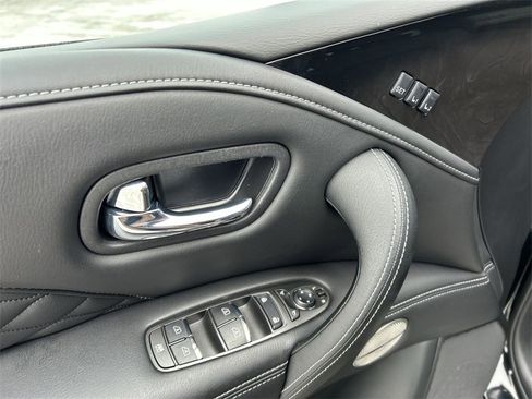 Certified 2024 INFINITI QX80 Sensory w/ Cargo Package image 16