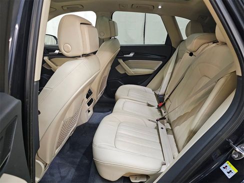 Used 2018 Audi Q5 2.0T Premium Plus image 16