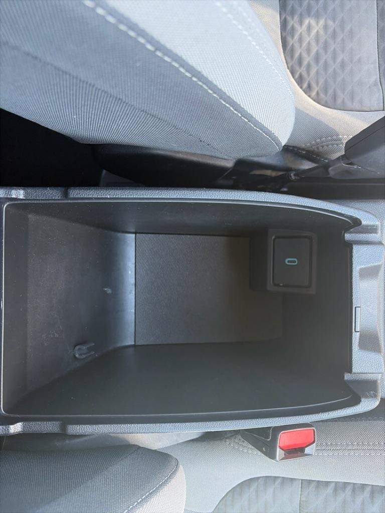 Used 2020 Ford Escape SE FWD image 18