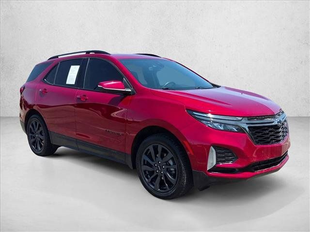 Certified 2022 Chevrolet Equinox RS w/ RS Leather Package AWD/4WD image 2