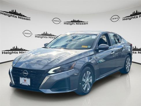Certified 2024 Nissan Altima 2.5 S FWD image 1