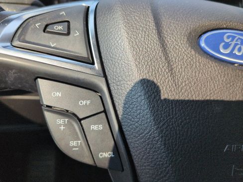 Used 2023 Ford Edge SEL AWD/4WD image 13