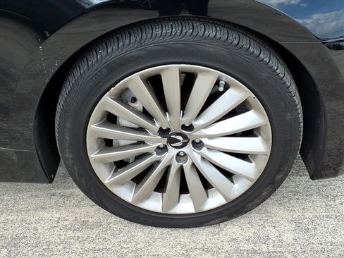 Used 2016 Hyundai Equus Signature image 5