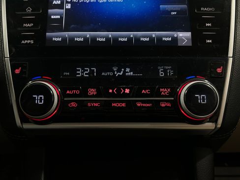 Used 2018 Subaru Outback 2.5i Limited image 11