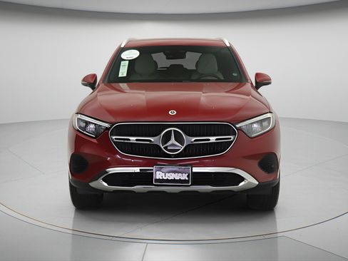 Used 2025 Mercedes-Benz GLC 350e 4MATIC image 6