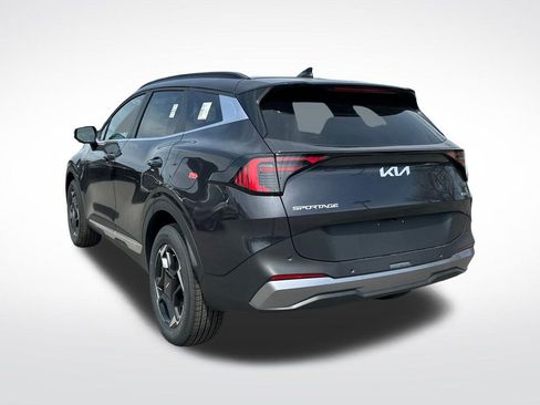 New 2026 Kia Sportage EX AWD/4WD image 3