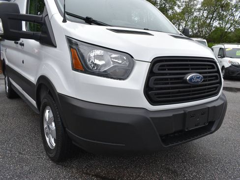 Used 2019 Ford Transit 250 130 Low Roof RWD image 33